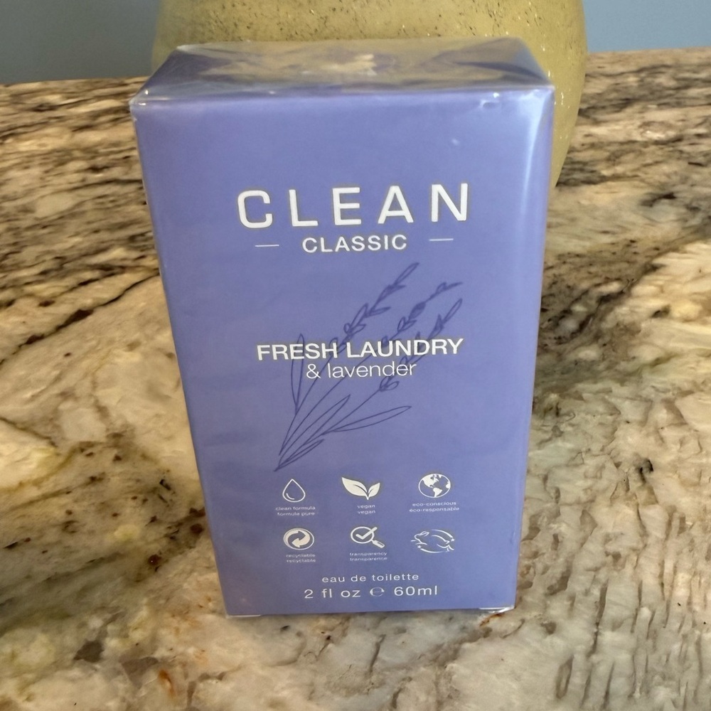 Clean Classic Fresh Laundry & Lavender Eau de Toilette 2 fl oz 60 ml